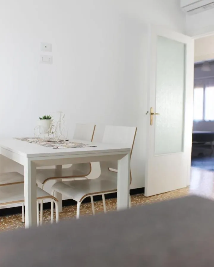 Al Campanile Apartment Albisola Superiore